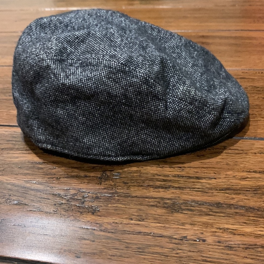 Flat cap - Picture 2 of 3
